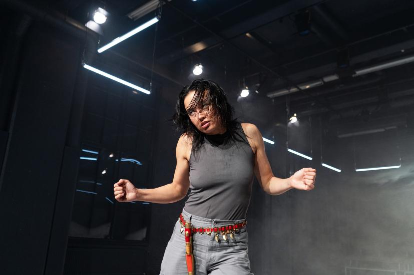 Photo: Haliz Yosef Marika Peura in the performance.